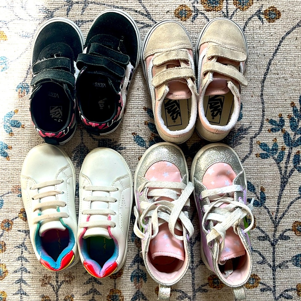 Sneakers